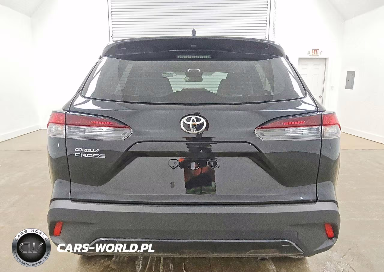 2026 Toyota Corolla Cross L VIN:7MUAAAAGXTV170506 - 6