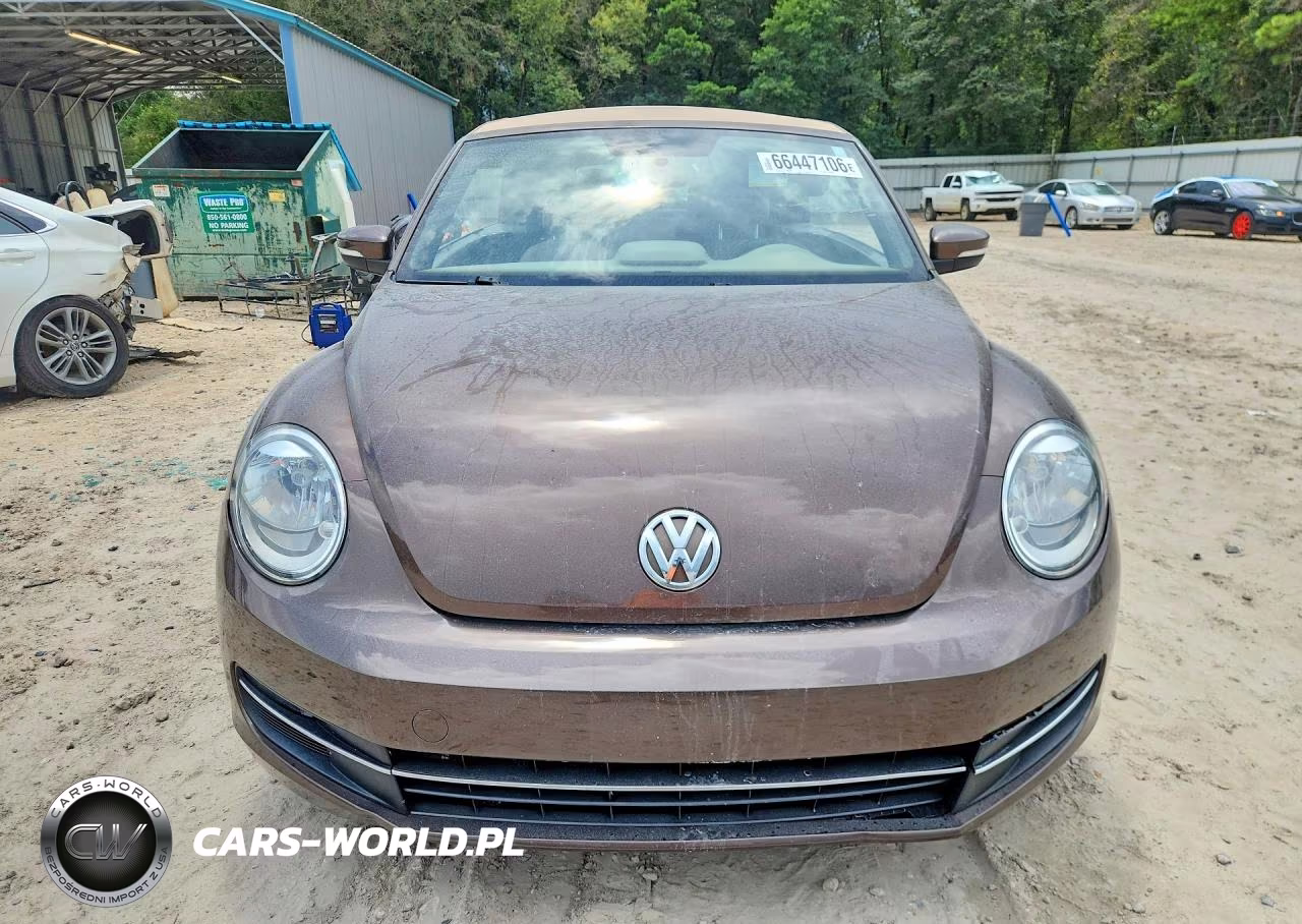 2013 Volkswagen Beetle VIN:3VW5L7ATXDM821119 - 5