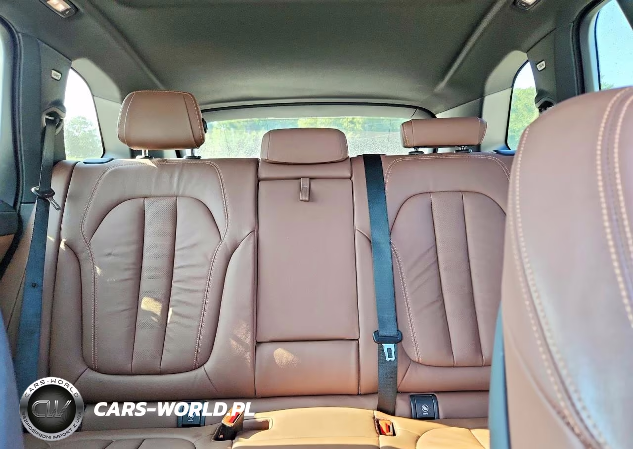 2020 BMW X5 Sdrive 40I VIN:5UXCR4C06LLT19037 - 10