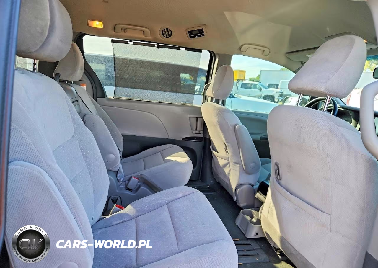 2015 Toyota Sienna Le VIN:5TDKK3DC8FS667283 - 11