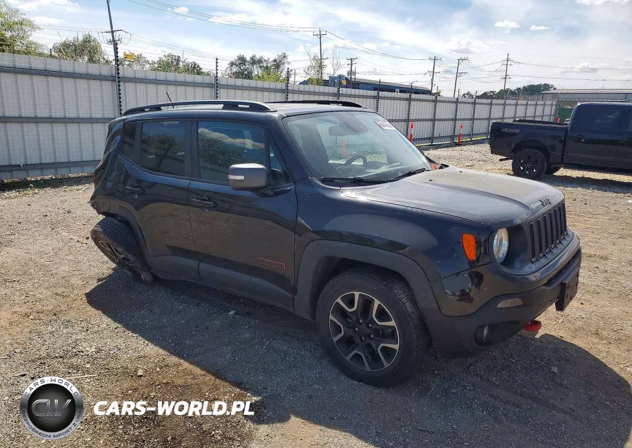 2017 Jeep Renegade Trailhawk VIN:ZACCJBCB7HPF93297 - 4