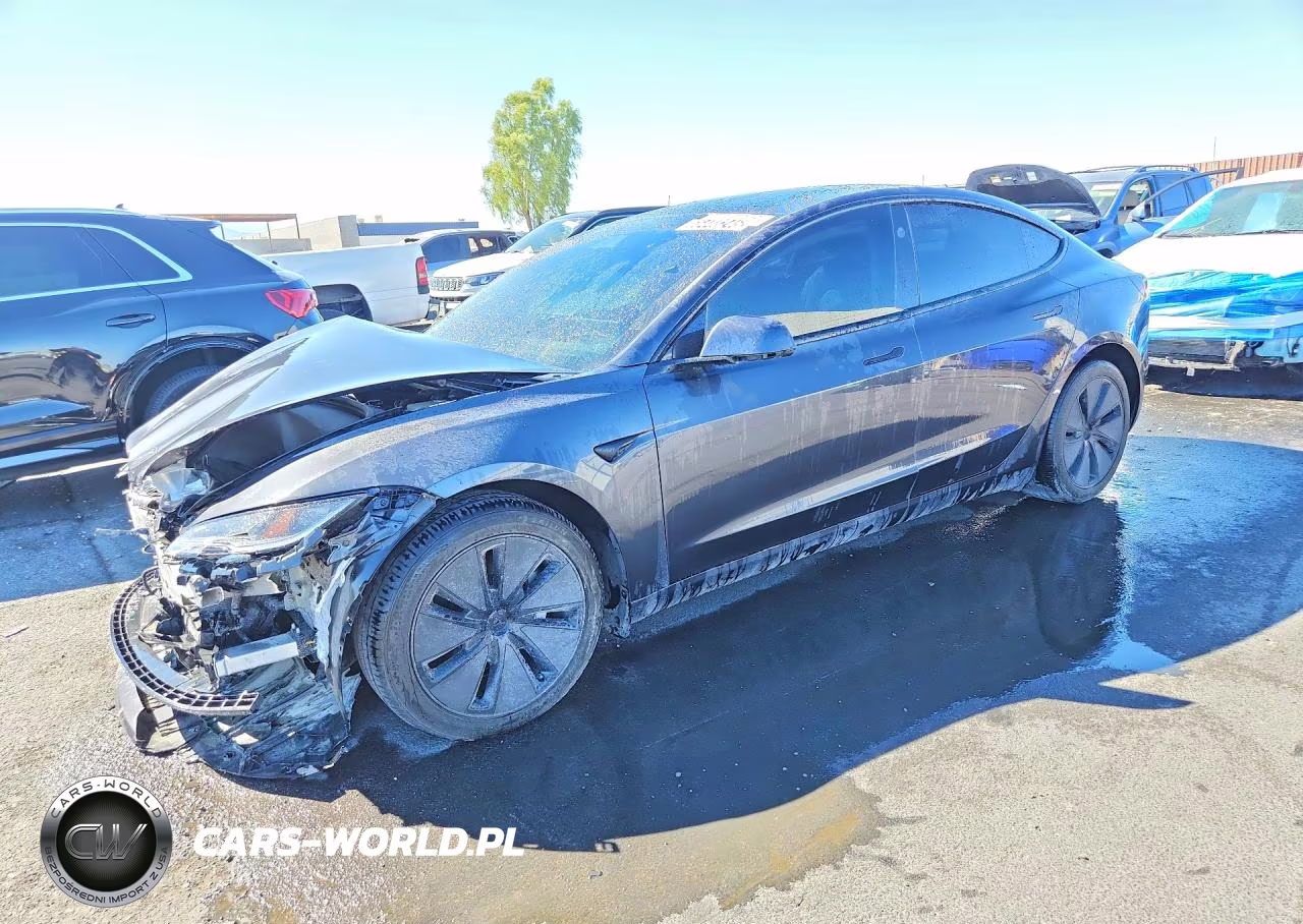 2024 Tesla Model 3 – zdjęcie 1 z 12