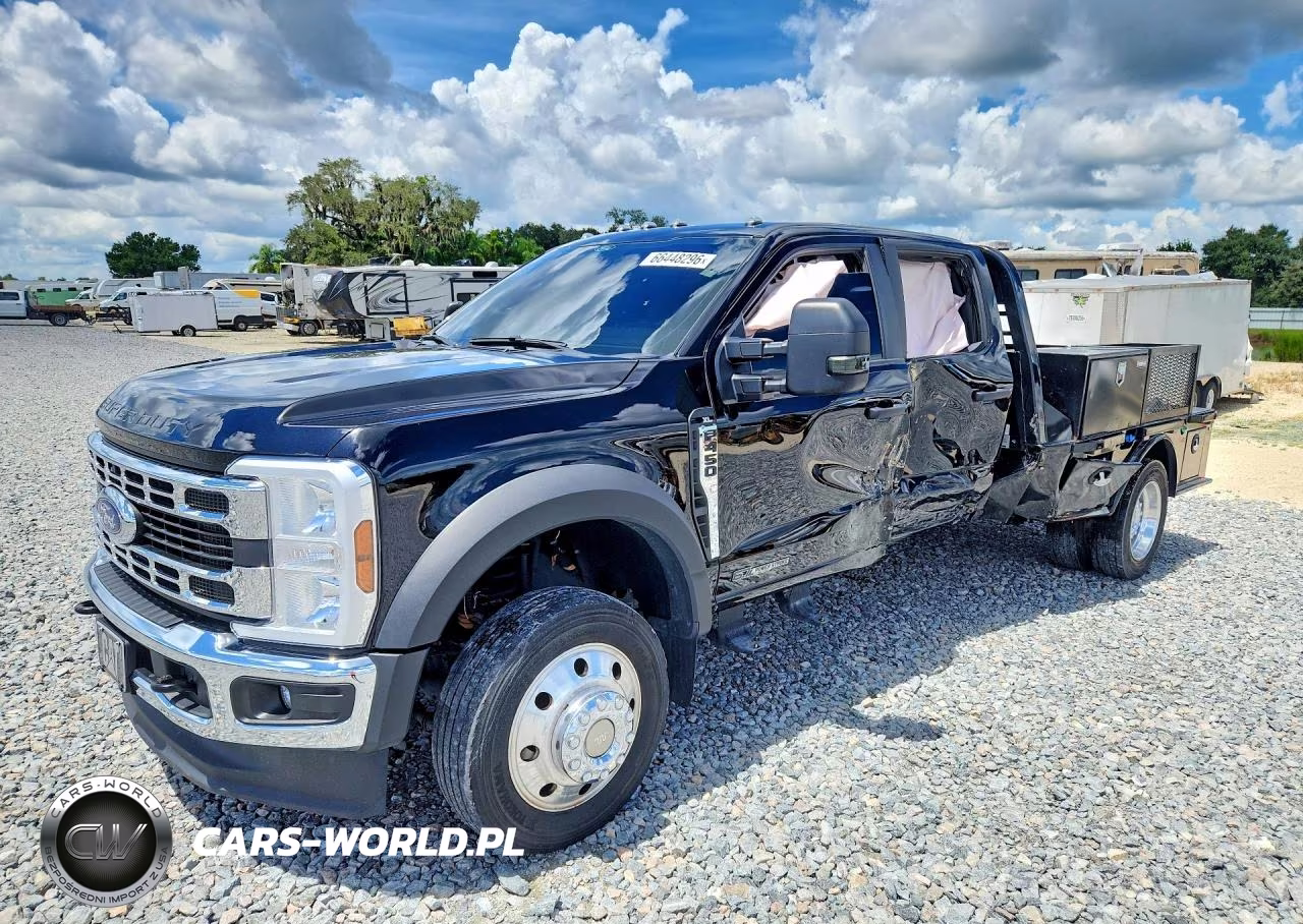 2025 Ford F450 Super Duty – zdjęcie 1 z 12