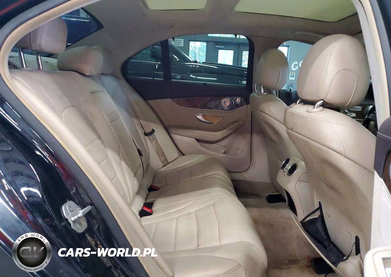 2015 Mercedes-Benz C 300 4Matic VIN:55SWF4KBXFU025351 - 10
