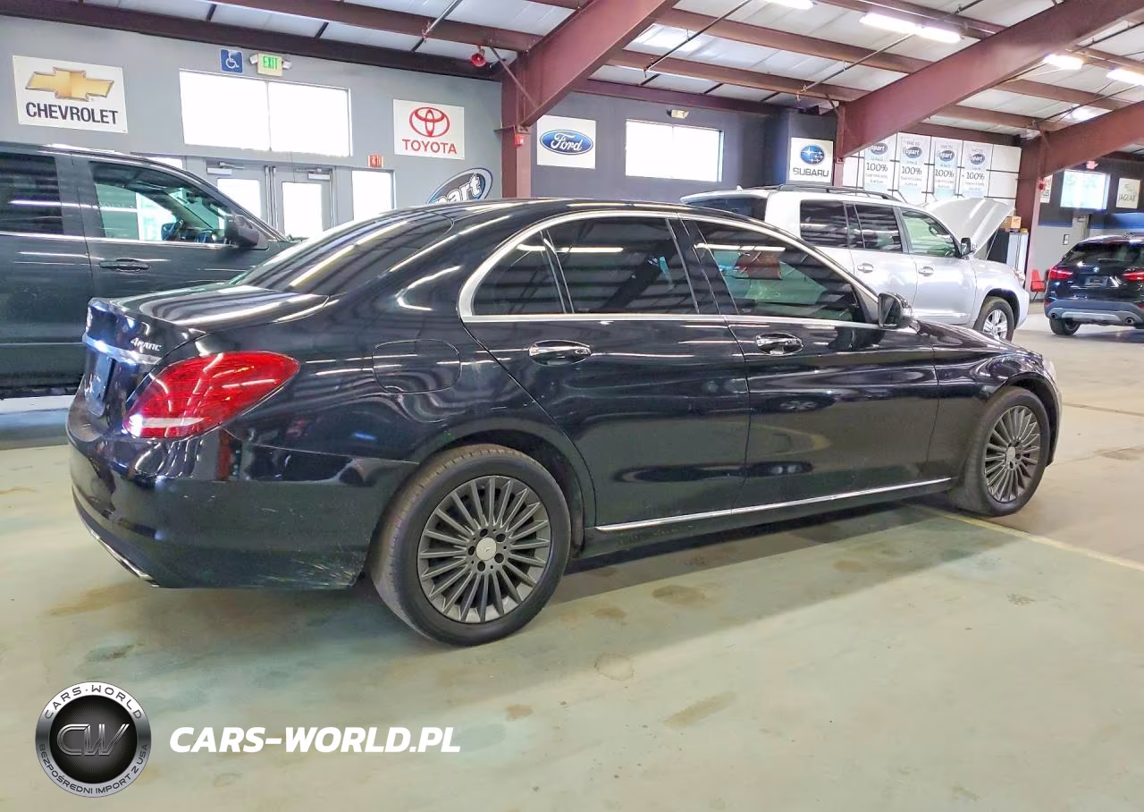 2015 Mercedes-Benz C 300 4Matic VIN:55SWF4KBXFU025351 - 3