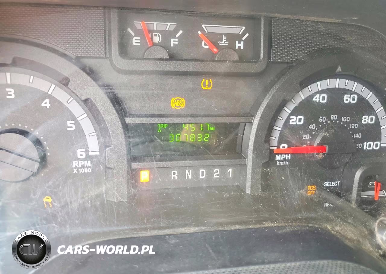 2011 Ford Econoline E250 Van VIN:1FTNS2EL8BDA68296 - 9