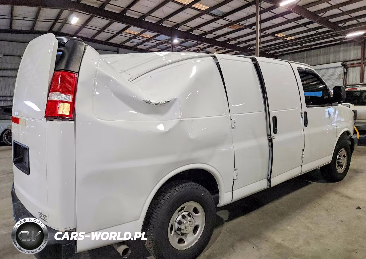 2020 Chevrolet Express G2500 VIN:1GCWGAFP1L1265458 - 3