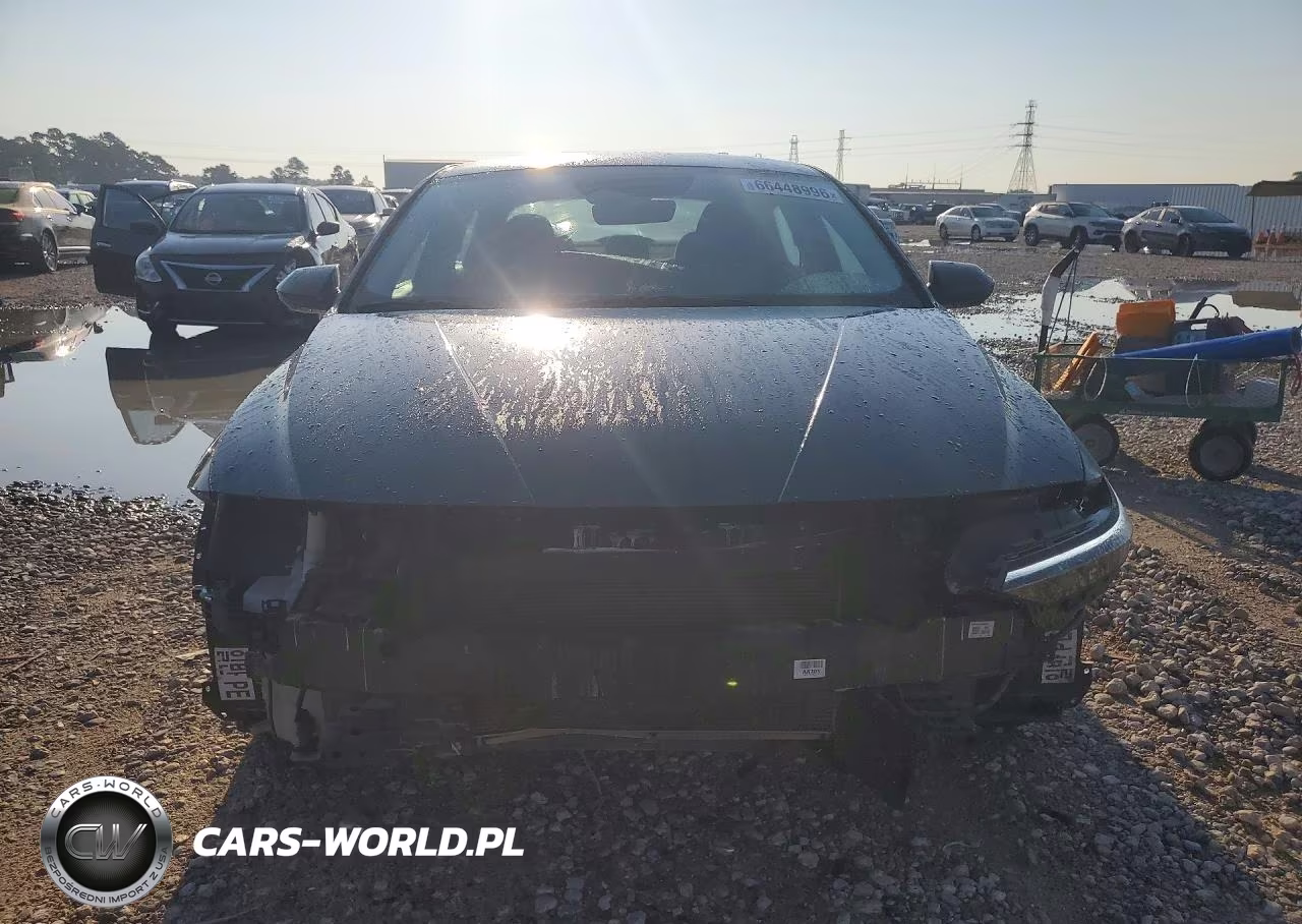 2025 Hyundai Elantra Se VIN:KMHLL4DGXSU882143 - 5