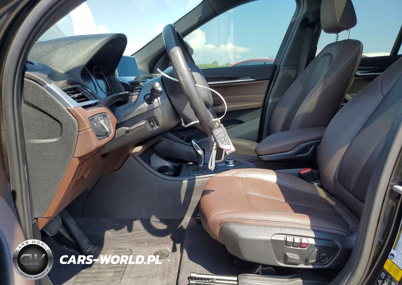 2020 BMW X1 xDrive28I VIN:WBXJG9C00L5P85419 - 7
