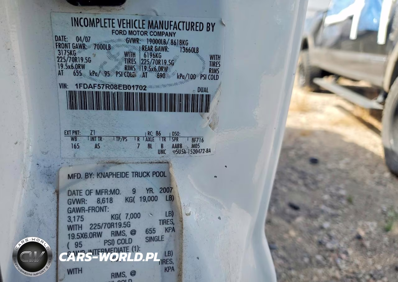 2008 Ford F550 Super Duty VIN:1FDAF57R08EB01702 - 13