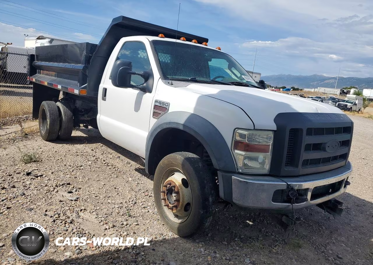 2008 Ford F550 Super Duty VIN:1FDAF57R08EB01702 - 4