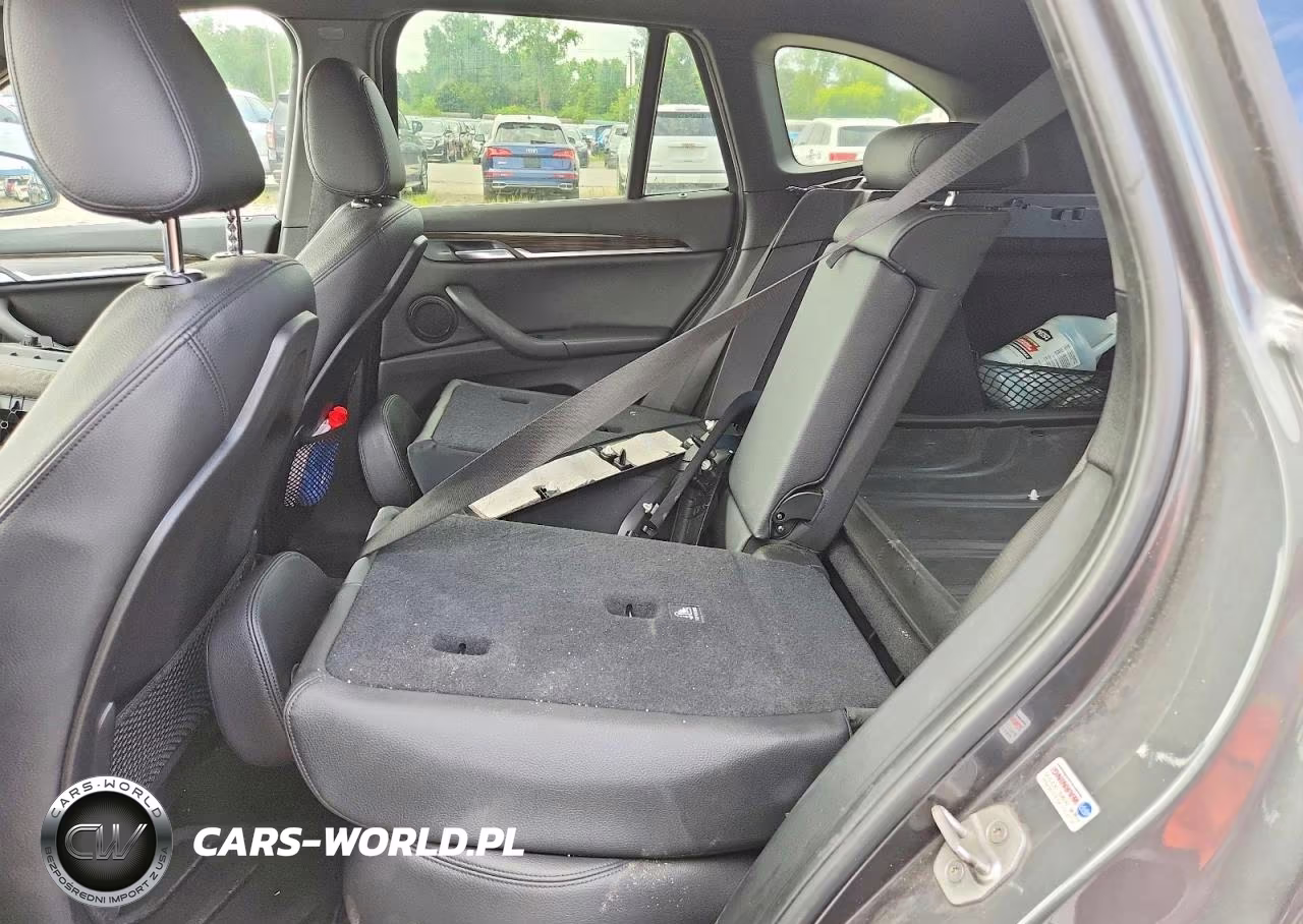 2016 BMW X1 xDrive28I VIN:WBXHT3C3XG5E47908 - 10