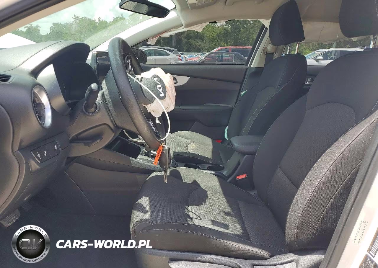 2024 Kia Forte Lxs VIN:3KPF24AD3RE832529 - 7