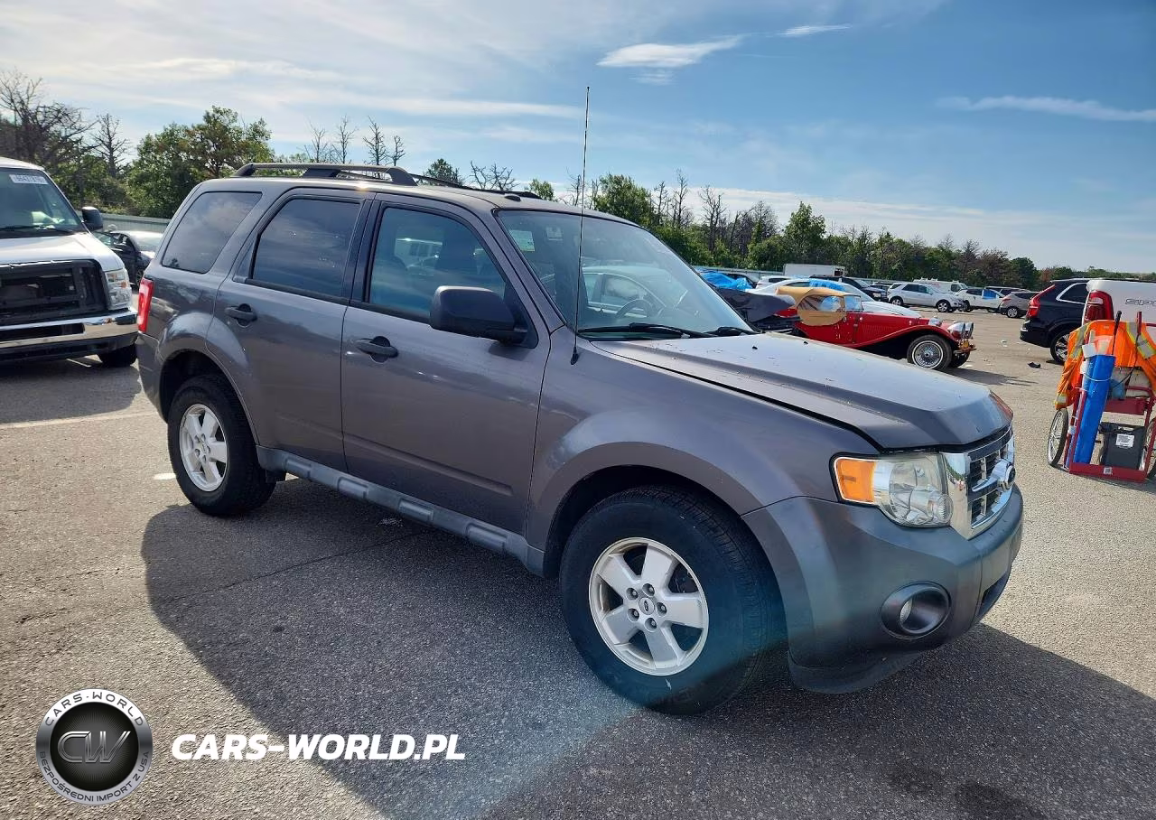 2012 Ford Escape Xlt VIN:1FMCU9DG7CKB47451 - 4
