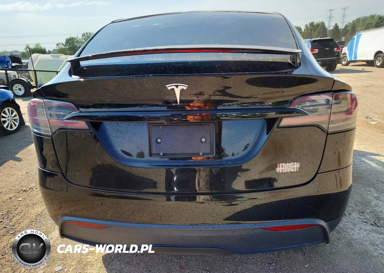 2022 Tesla Model X VIN:7SAXCBE67NF354740 - 6