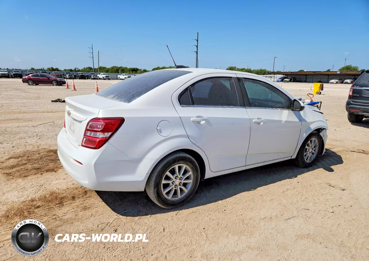 2019 Chevrolet Sonic Lt VIN:1G1JD5SB3K4140438 - 3