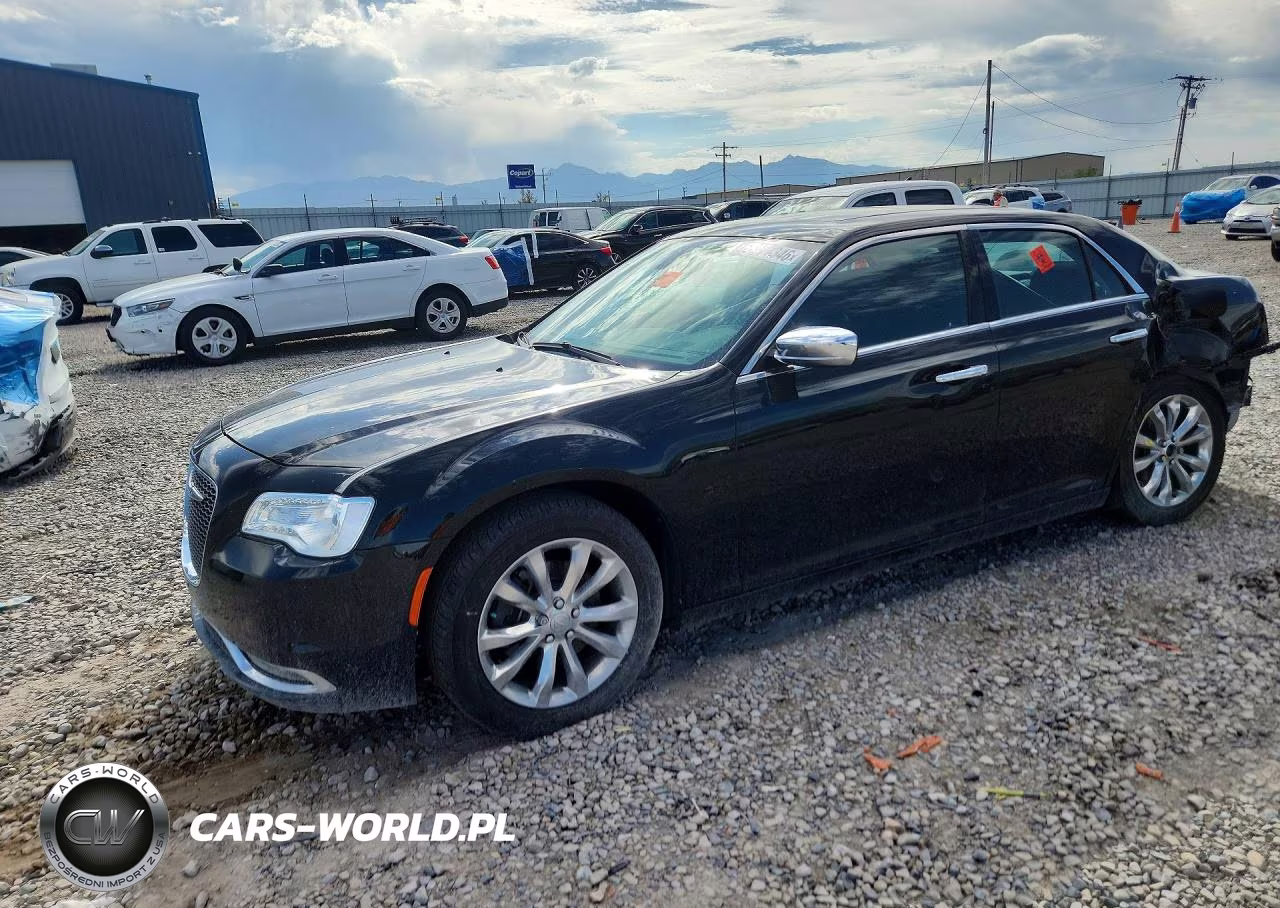 2018 Chrysler 300 Limited VIN:2C3CCAKG6JH118091 - 1