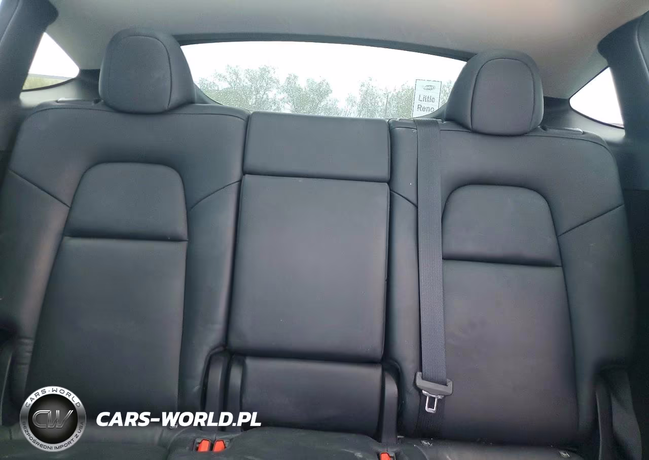 2022 Tesla Model Y VIN:7SAYGDEE1NA012001 - 10