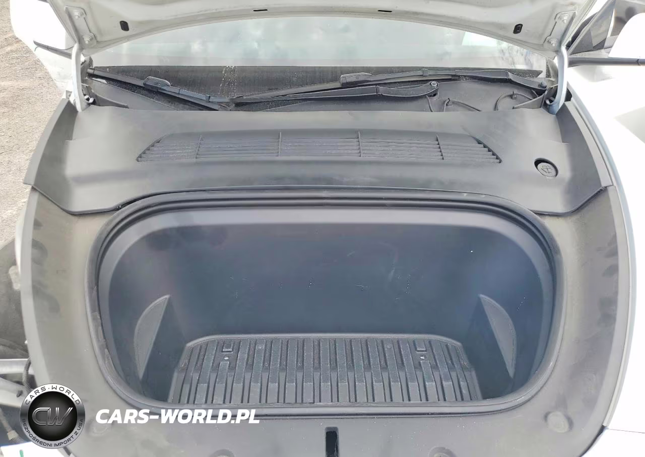 2022 Tesla Model Y VIN:7SAYGDEE1NA012001 - 12