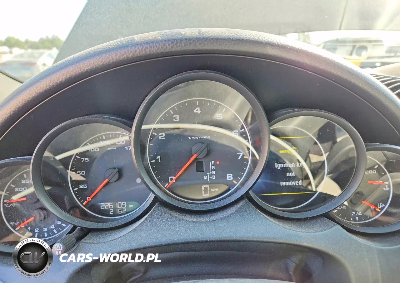 2012 Porsche Cayenne VIN:WP1AA2A26CLA05749 - 9