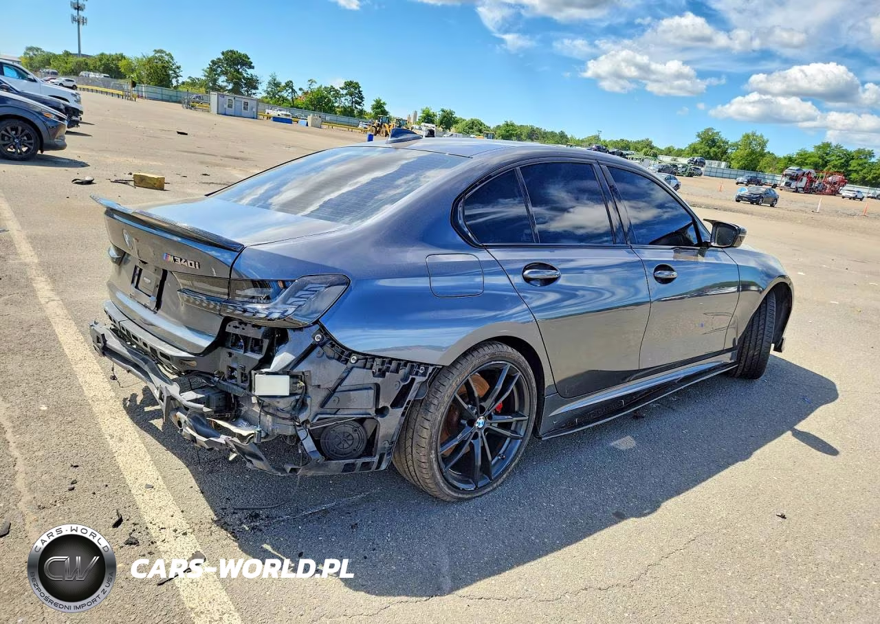 2022 BMW M340Xi VIN:3MW5U9J04N8C37565 - 3