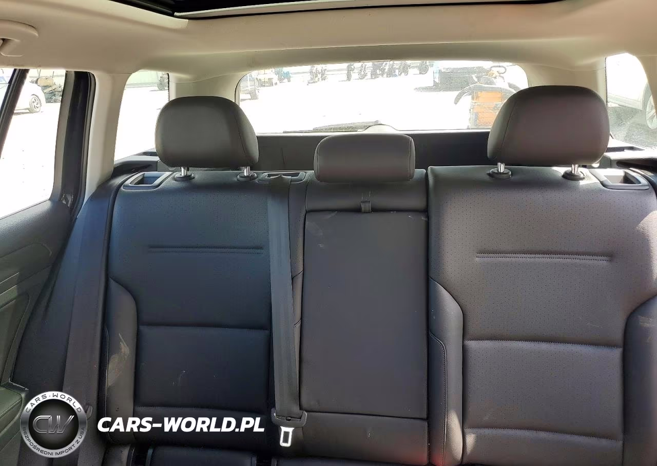 2019 Volkswagen Golf Sportwagen S VIN:3VWY57AU4KM511982 - 10