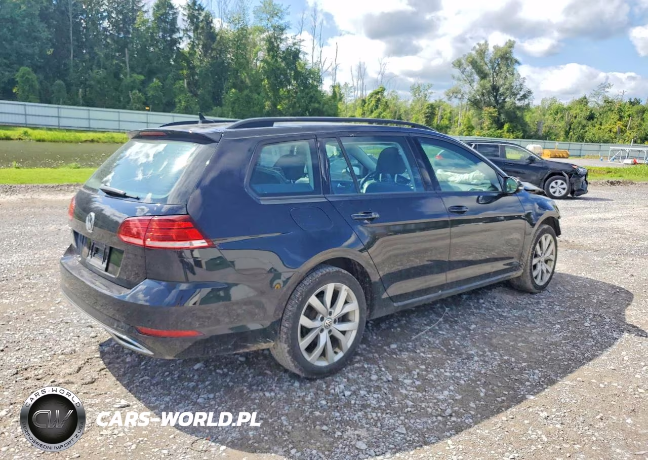 2019 Volkswagen Golf Sportwagen S VIN:3VWY57AU4KM511982 - 3