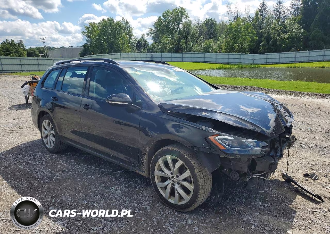 2019 Volkswagen Golf Sportwagen S VIN:3VWY57AU4KM511982 - 4