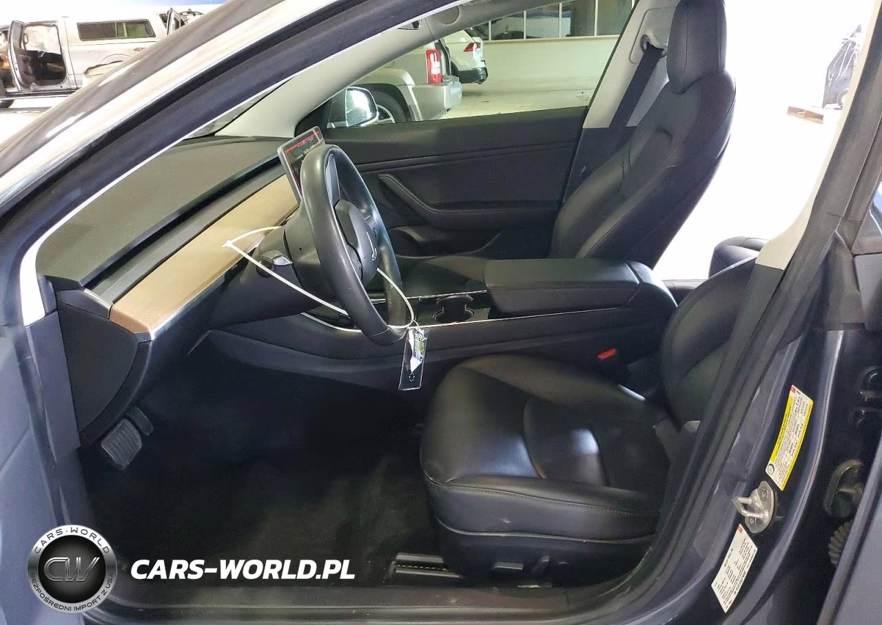 2018 Tesla Model 3 VIN:5YJ3E1EA8JF162662 - 7