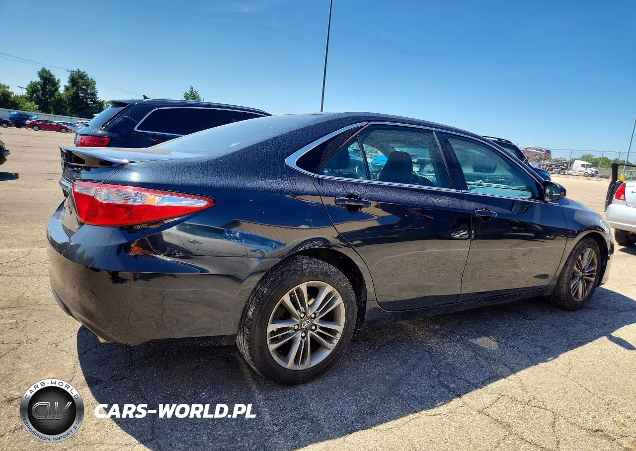 2015 Toyota Camry Se VIN:4T1BF1FK1FU955179 - 3