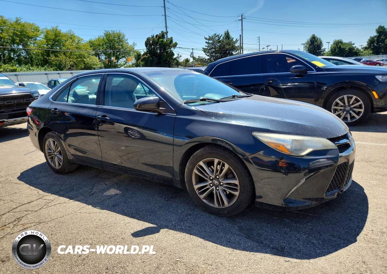 2015 Toyota Camry Se VIN:4T1BF1FK1FU955179 - 4