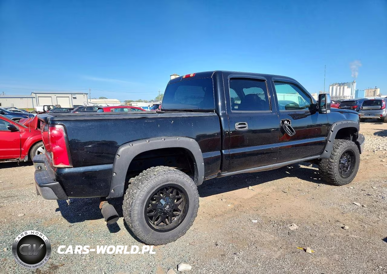 2004 Chevrolet Silverado K1500 VIN:2GCEK13T941325882 - 3
