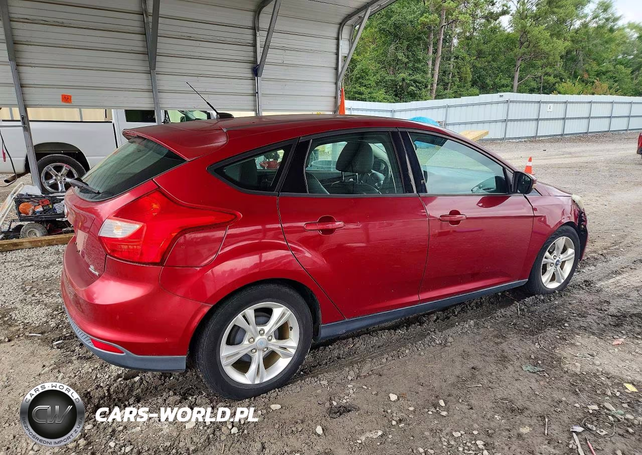 2013 Ford Focus Se VIN:1FADP3K23DL288362 - 3