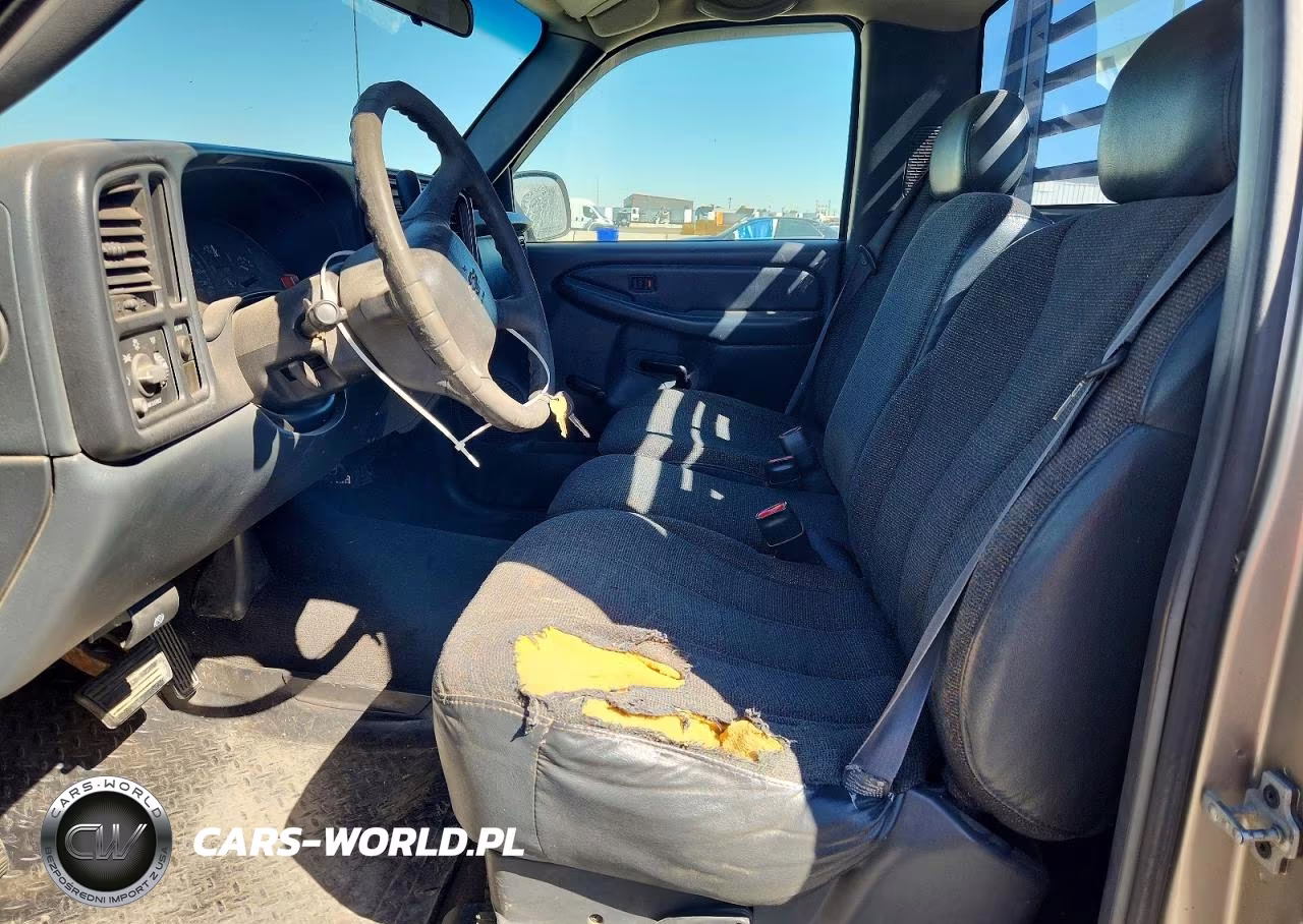 2000 Chevrolet Silverado C1500 VIN:1GCEC14W5YZ229749 - 7