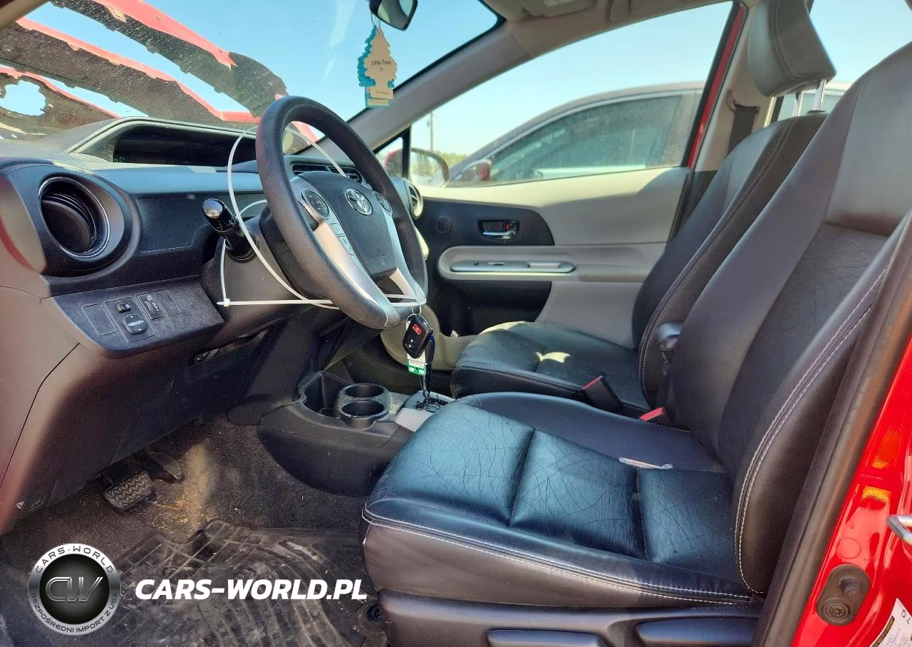 2012 Toyota Prius C Four VIN:JTDKDTB31C1017832 - 7