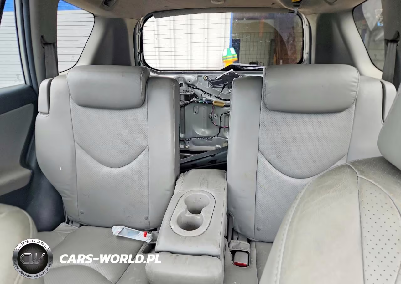 2011 Toyota Rav4 Limited VIN:2T3YF4DV4BW064765 - 10