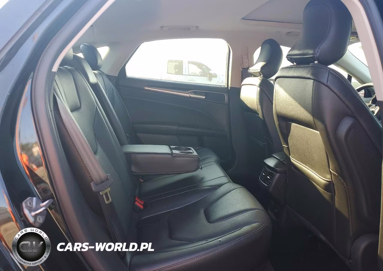 2016 Ford Fusion Titanium Phev VIN:3FA6P0SU1GR249252 - 10