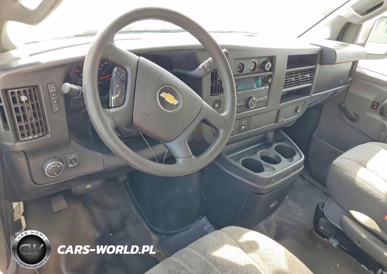 2018 Chevrolet Express G3500 VIN:1GB0GRFP9J1341160 - 8