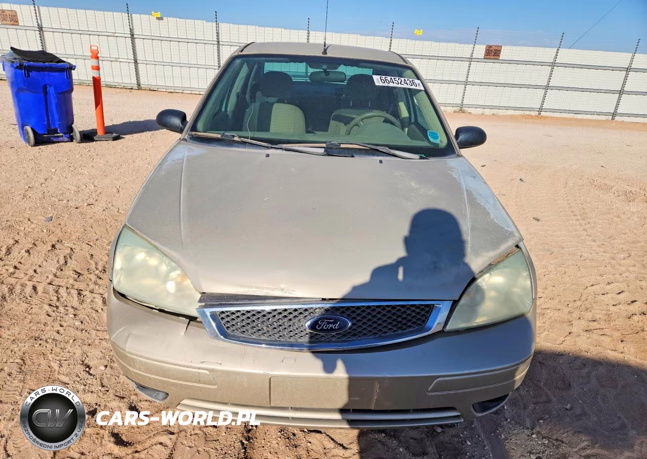 2007 Ford Focus Zx4 VIN:1FAHP34N87W240478 - 5