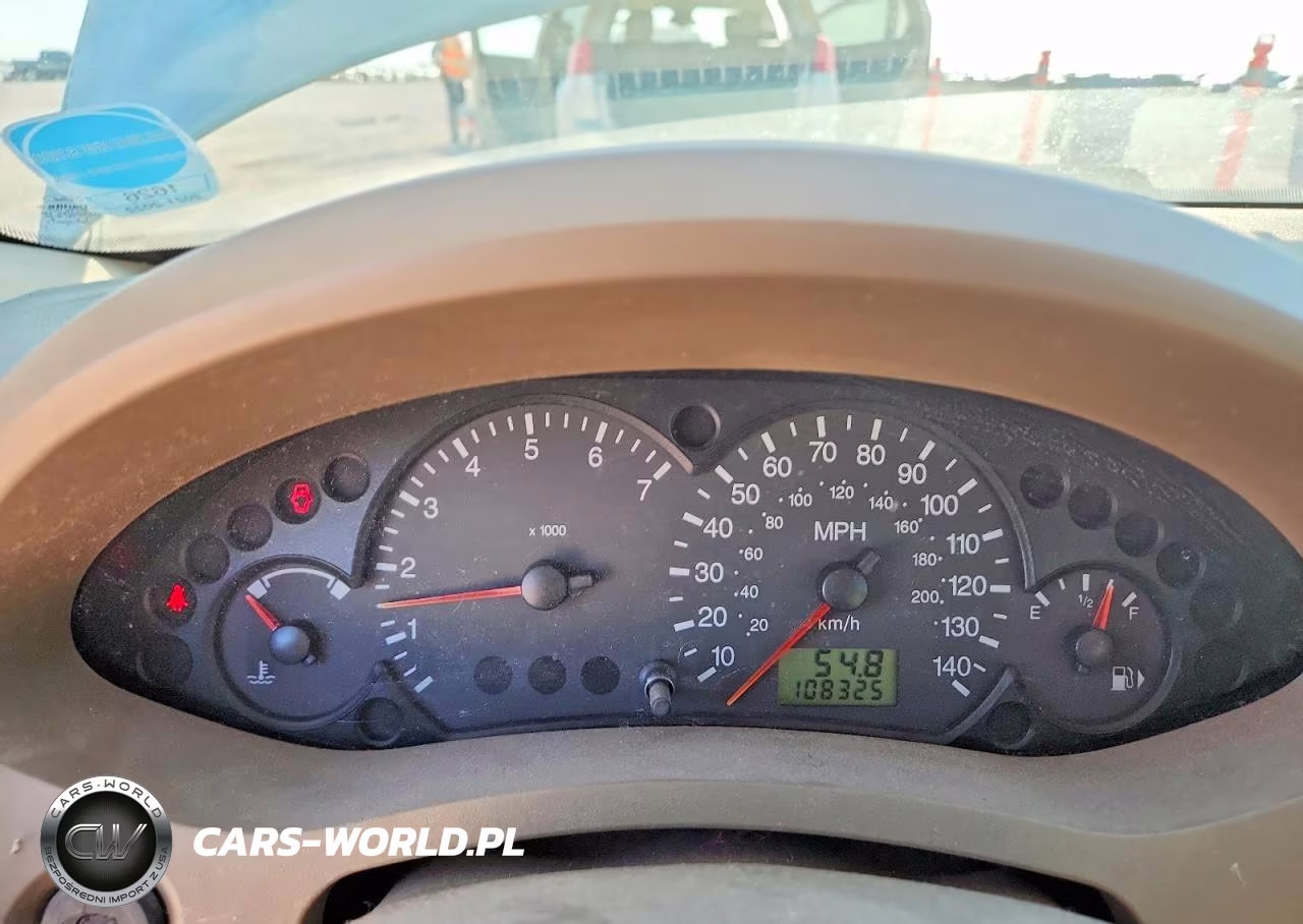 2007 Ford Focus Zx4 VIN:1FAHP34N87W240478 - 9