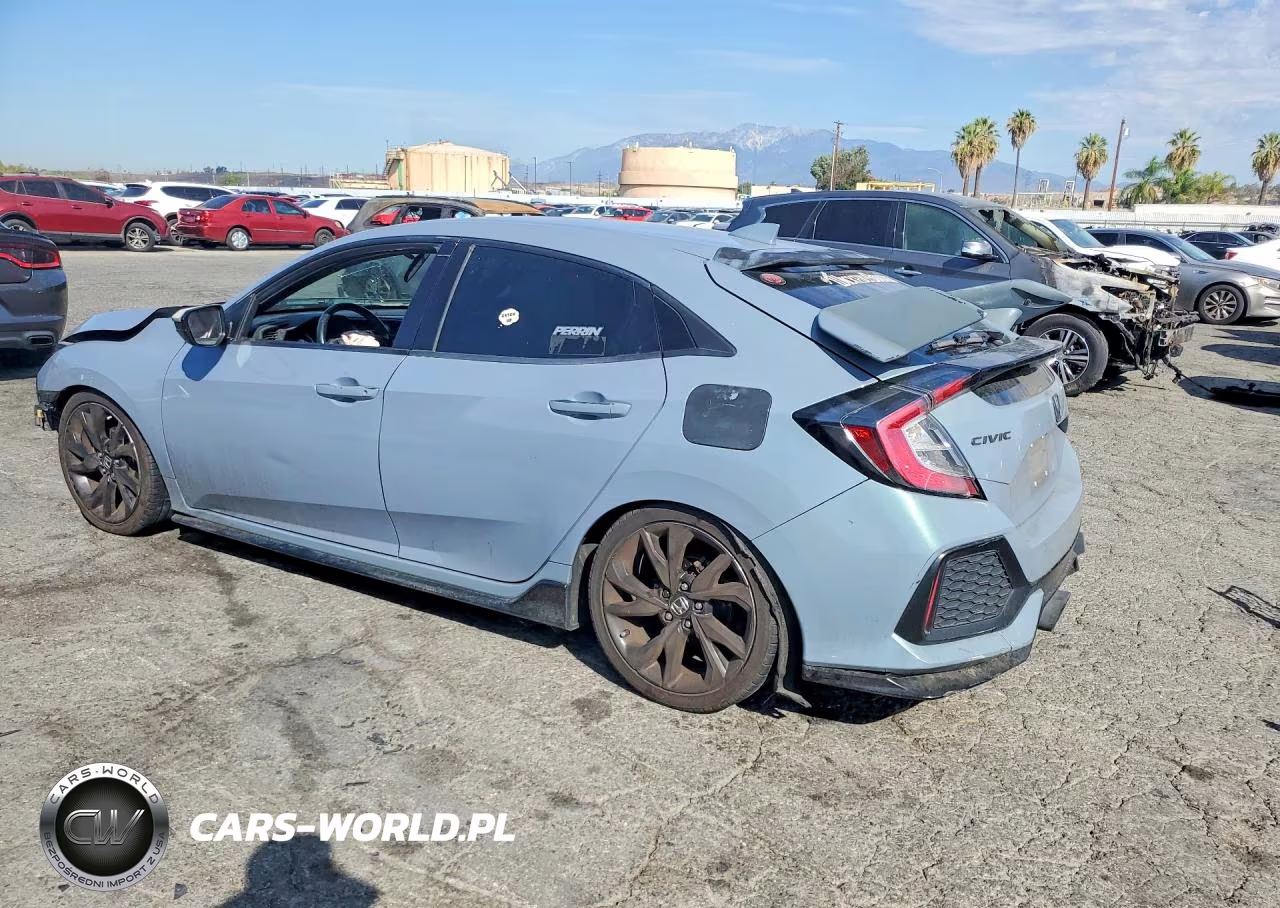 2018 Honda Civic Sport VIN:SHHFK7G47JU206696 - 2