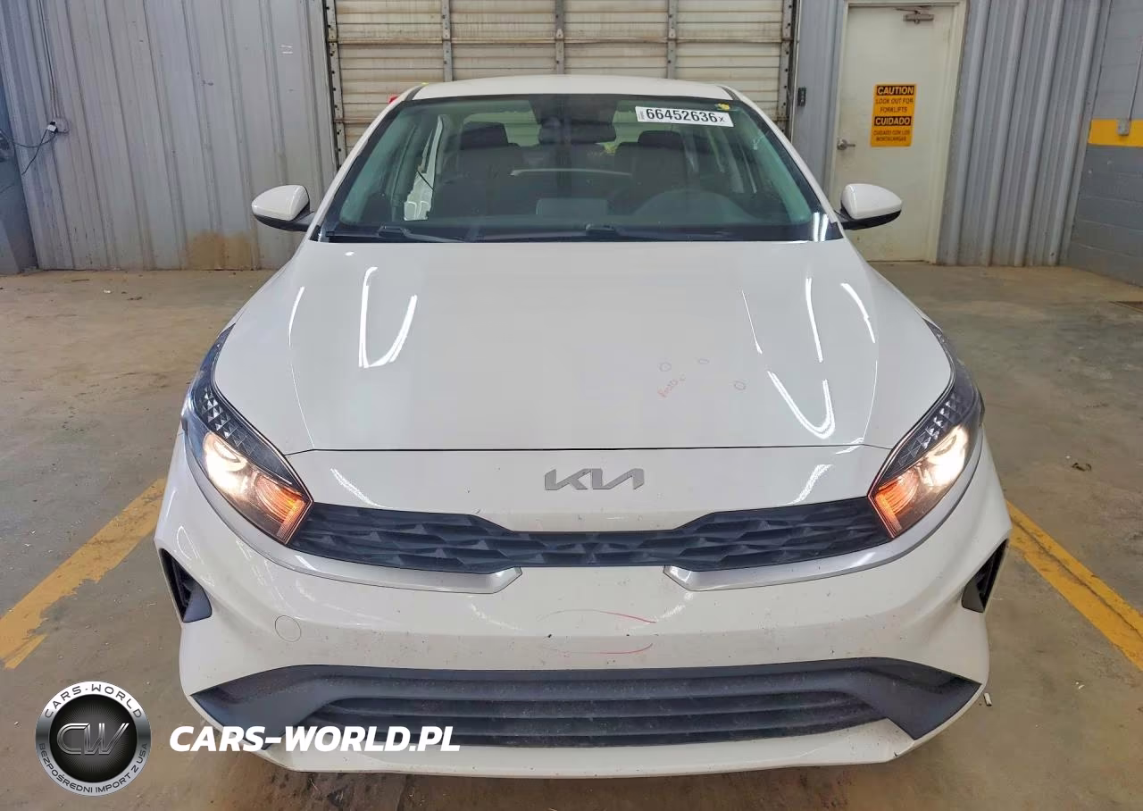 2022 Kia Forte Lxs VIN:3KPF24AD9NE437636 - 5