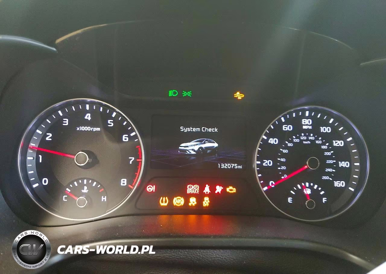 2022 Kia Forte Lxs VIN:3KPF24AD9NE437636 - 9