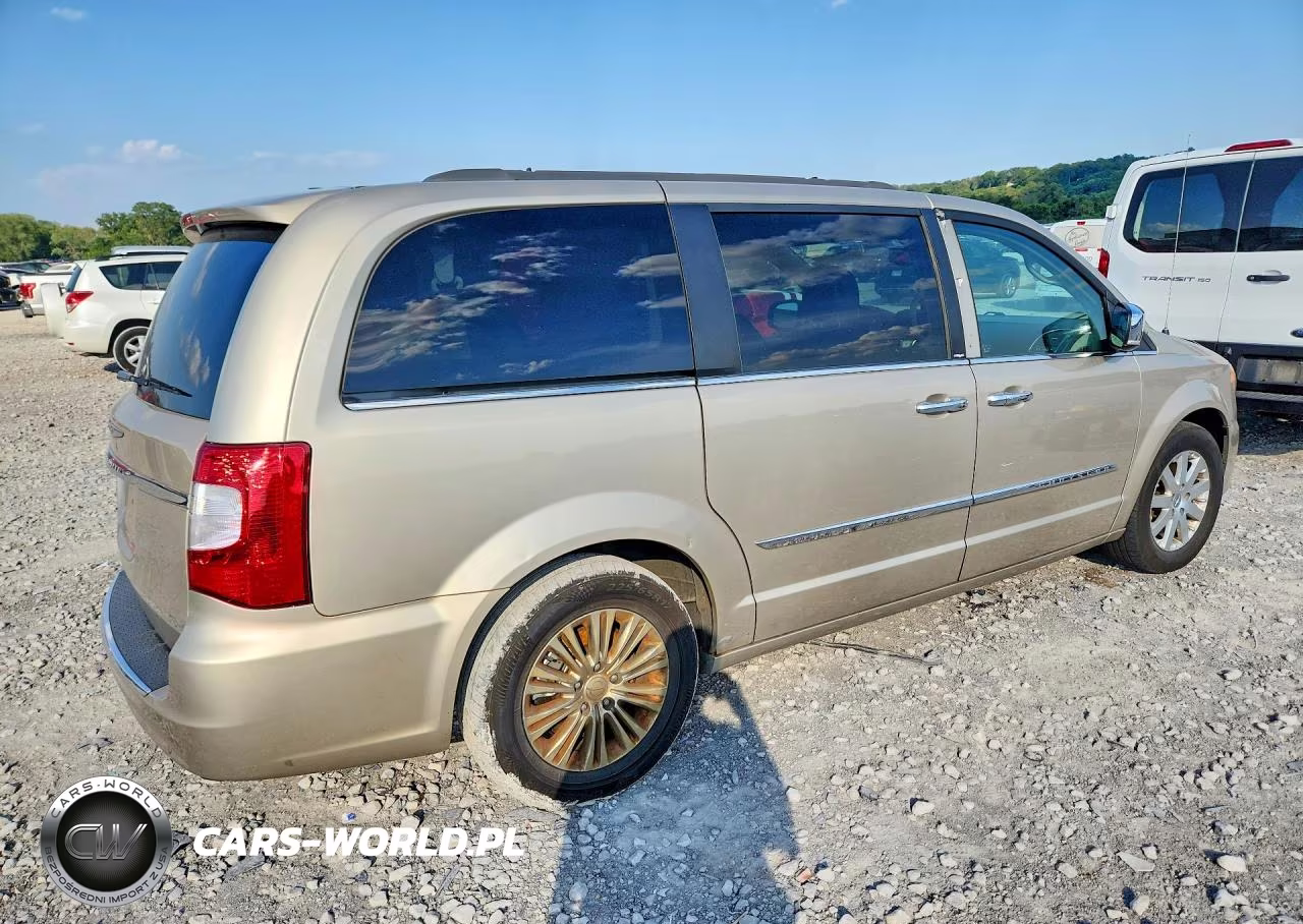 2013 Chrysler Town & Country Touring L VIN:2C4RC1CG6DR723036 - 3