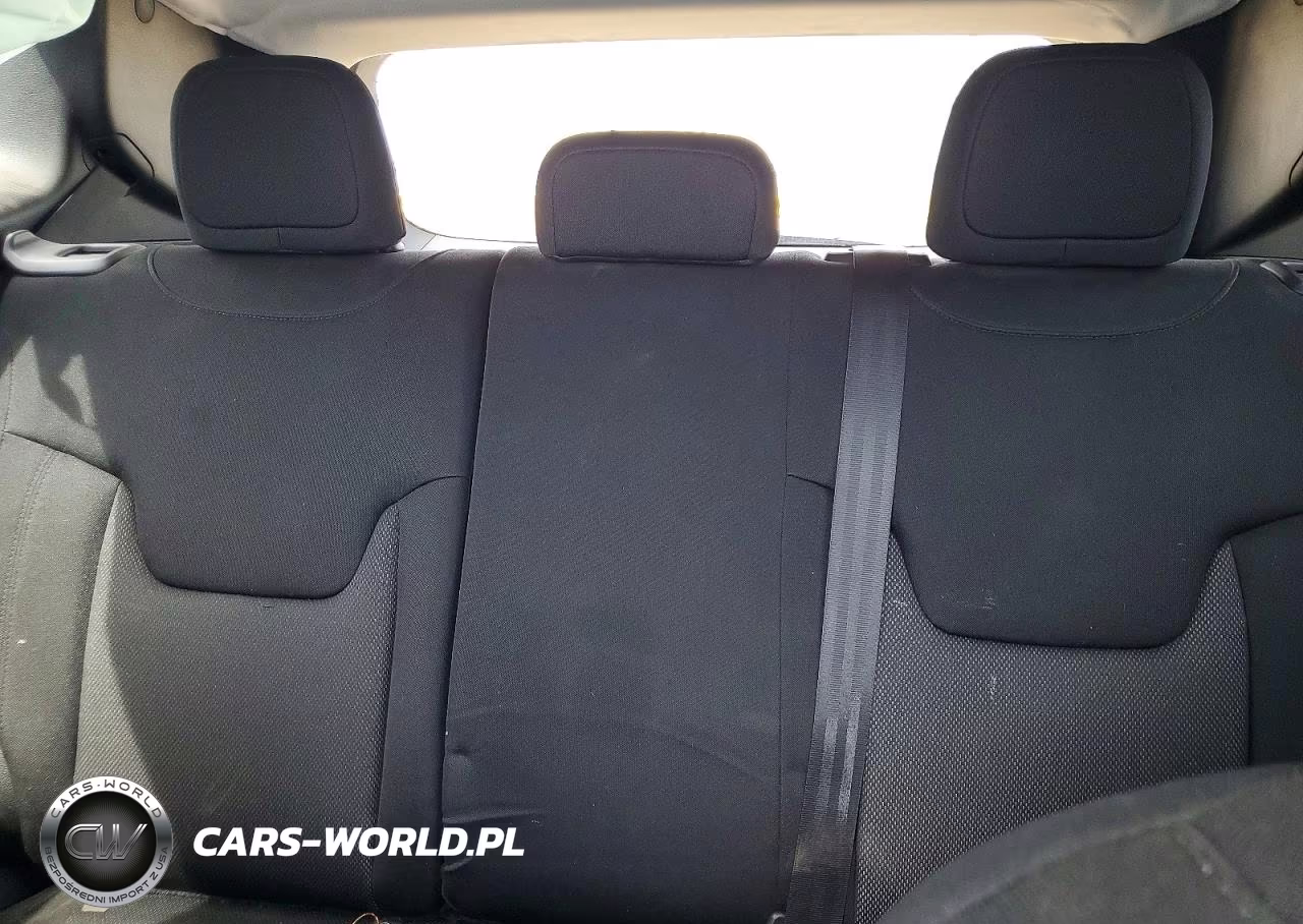 2021 Jeep Renegade Sport VIN:ZACNJDAB5MPM96369 - 10