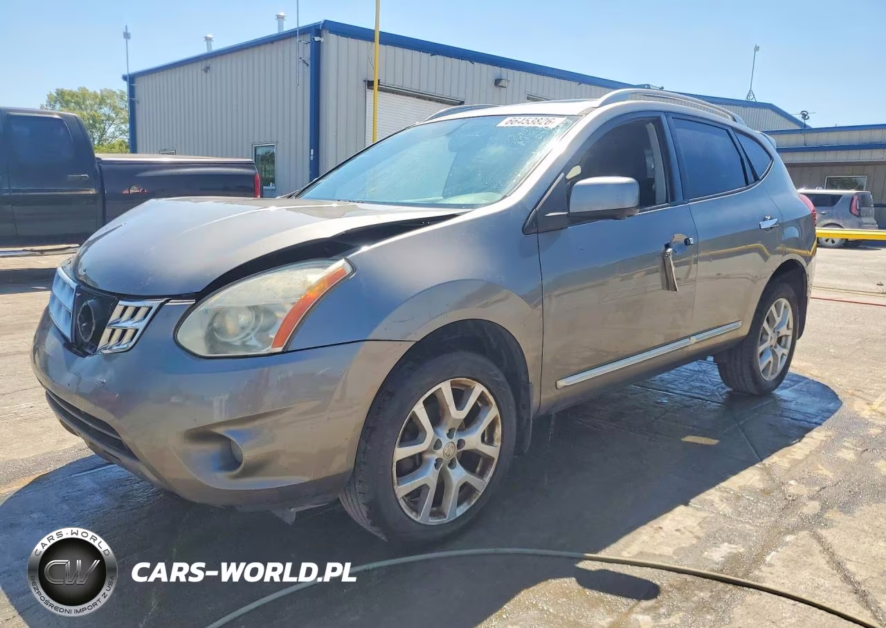 2013 Nissan Rogue S – zdjęcie 1 z 12