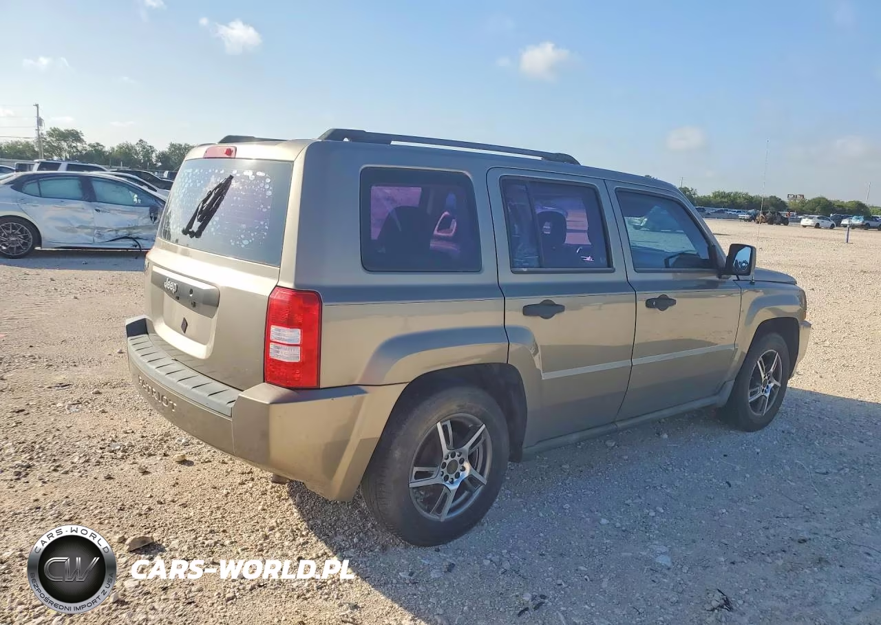 2008 Jeep Patriot Sport VIN:1J8FT28W58D551074 - 3