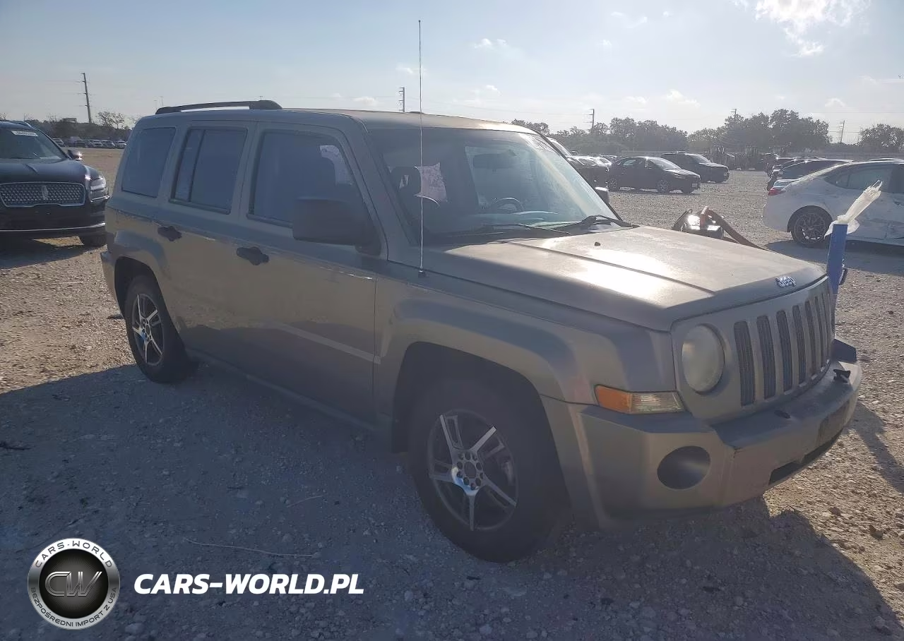 2008 Jeep Patriot Sport VIN:1J8FT28W58D551074 - 4