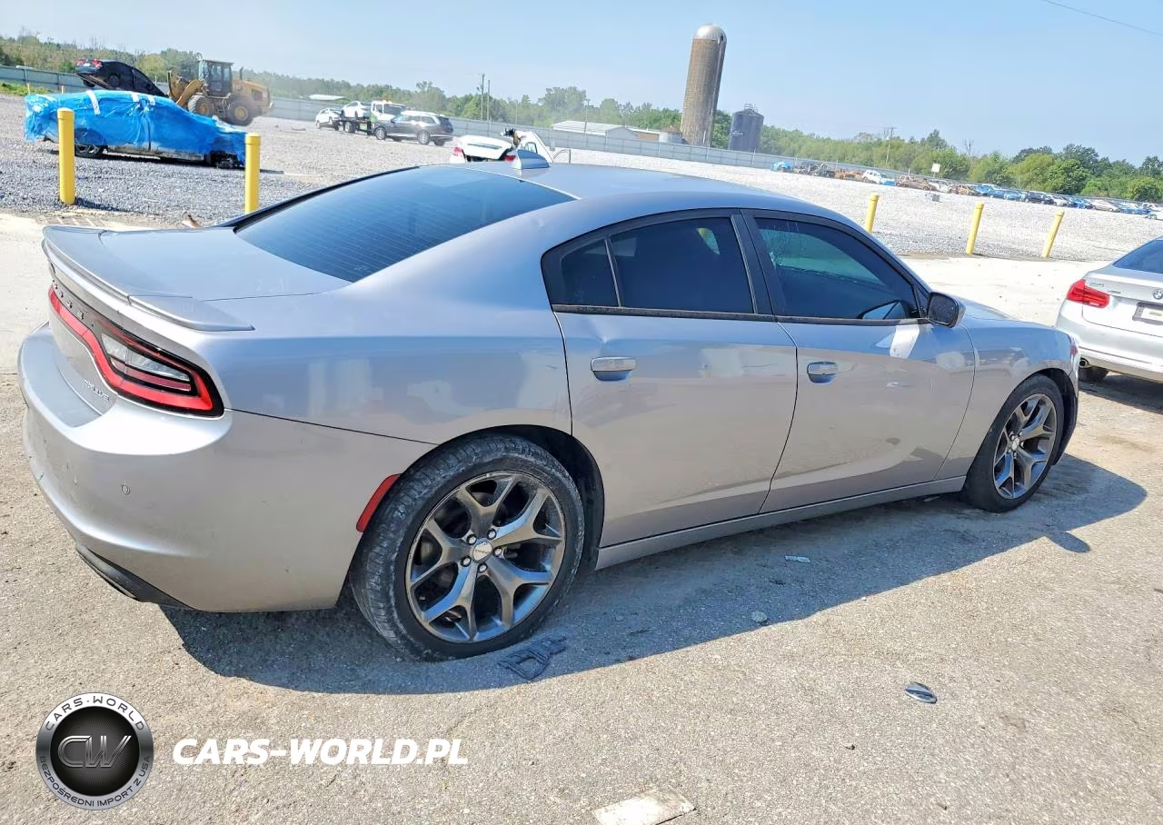 2015 Dodge Charger Sxt VIN:2C3CDXHG3FH826376 - 3