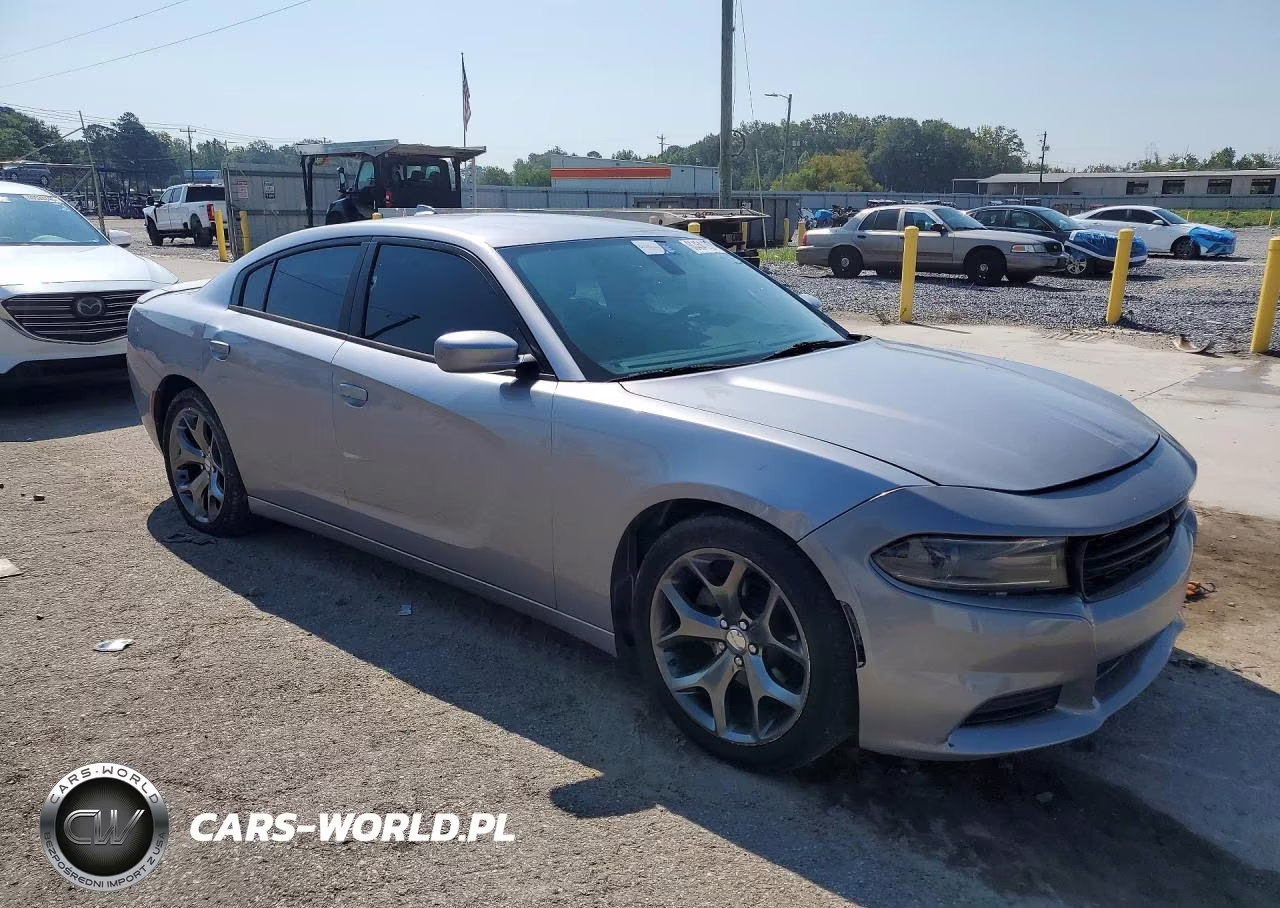 2015 Dodge Charger Sxt VIN:2C3CDXHG3FH826376 - 4